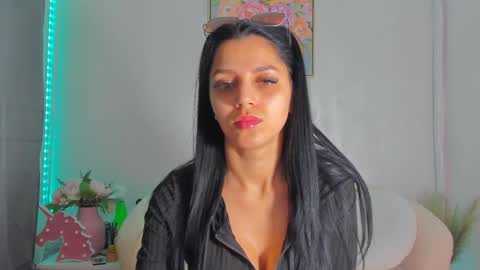 Snapshot of sarah_blake_ chatting on 04-27-26, 07:39 Sara online show from 04-27-26, 07:39