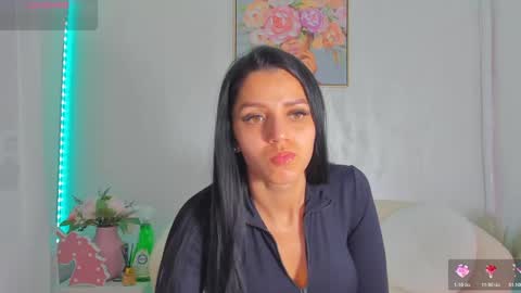 Snapshot of sarah_blake_ chatting on 05-21-26, 09:16 Sara online show from 05-21-26, 09:16