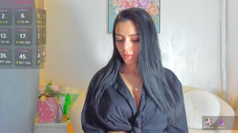 Snapshot of sarah_blake_ chatting on 05-30-26, 09:39 Sara online show from 05-30-26, 09:39
