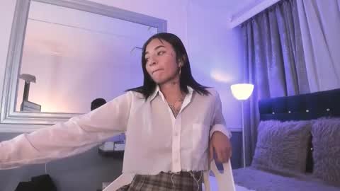 Snapshot of sarah_curtis chatting on 02-20-26, 06:19 Sarah online show from 02-20-26, 06:19