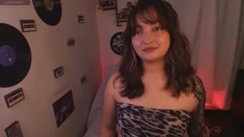 Sara online show from 03-27-26, 04:51