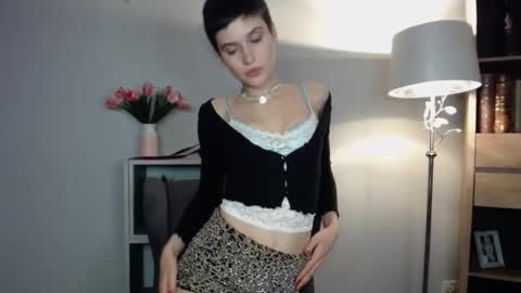 Snapshot of sarah_desire01 chatting on 12-14-25, 02:55 Sarah online show from 12-14-25, 02:55