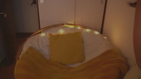 Sarah online show from 04-23-26, 03:08