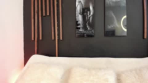 Snapshot of sarah_jacobbs chatting on 12-17-24, 02:55 online show from 12-17-24, 02:55