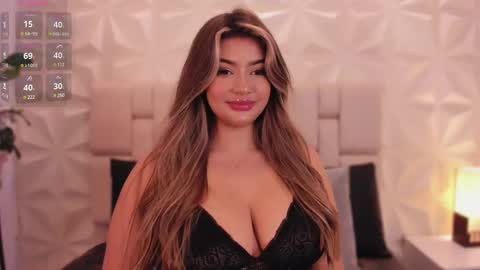 Snapshot of sarah_jacobbs chatting on 02-28-25, 11:47 online show from 02-28-25, 11:47