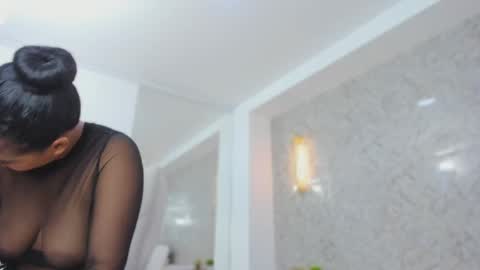 sarah online show from 11-11-25, 12:16