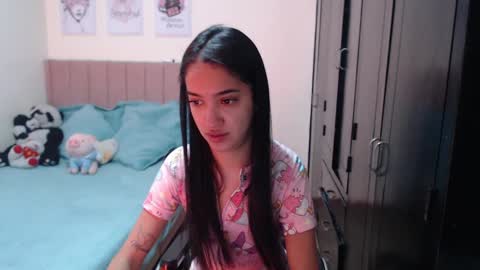 Snapshot of sarah_stone15 chatting on 12-12-24, 03:16 Sarah online show from 12-12-24, 03:16