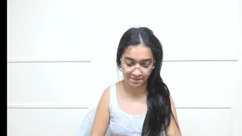 Snapshot of sarah_stone15 chatting on 12-05-25, 02:42 Sarah online show from 12-05-25, 02:42