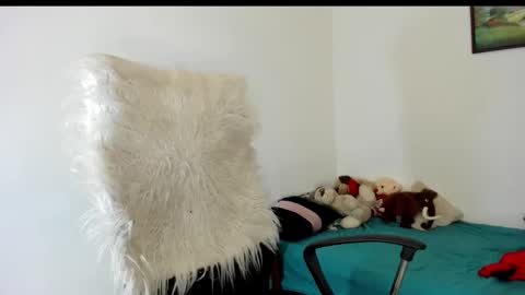 Sarah online show from 11-28-25, 09:01