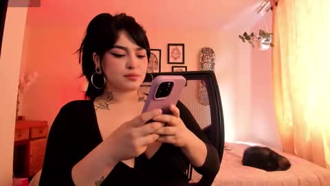   online show from 02-12-26, 02:45