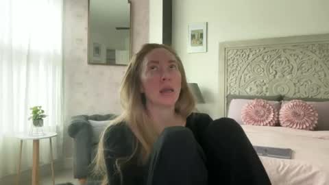 Sarah online show from 07-04-26, 06:58