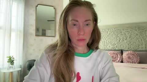 Sarah online show from 07-05-26, 06:26