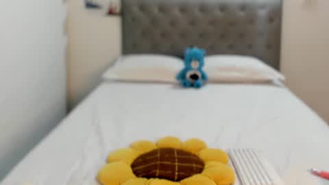 sarahgrant_ online show from 02-06-25, 02:44