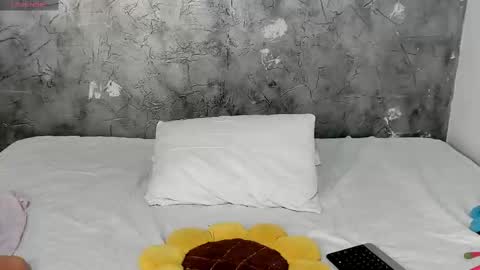 sarahgrant_ online show from 09-16-25, 12:22