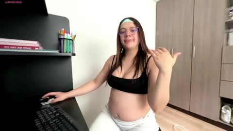 Sarahhh 0 online show from 05-27-26, 04:37
