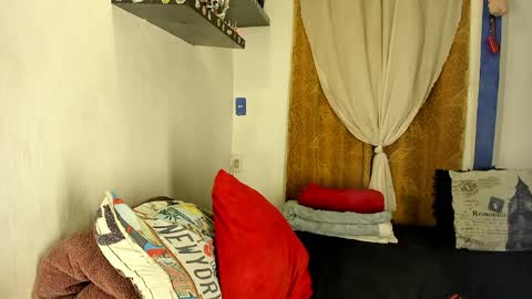  SARAHJEY     online show from 06-16-26, 02:52