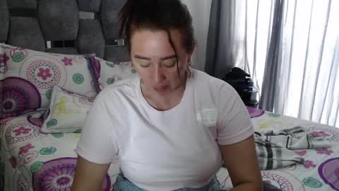 Lia online show from 04-08-26, 03:23