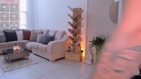 Snapshot of sarahpreston1 chatting on 02-02-26, 02:05 Sarah online show from 02-02-26, 02:05