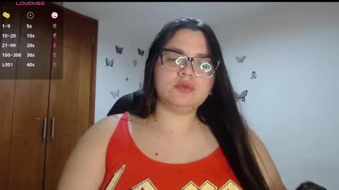 Sarah online show from 10-17-25, 03:31