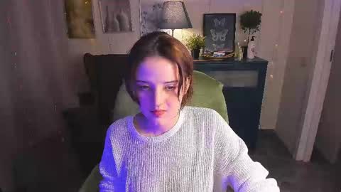 Snapshot of sarahshelby chatting on 06-06-26, 10:25 Sarah online show from 06-06-26, 10:25