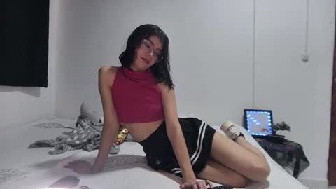 Sarah  online show from 10-29-25, 07:26