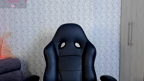 Sara jones   online show from 04-02-26, 06:16