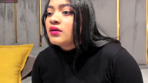   online show from 10-12-25, 11:42