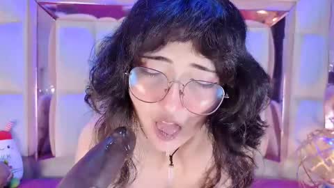 Snapshot of saramartini2 chatting on 02-02-26, 05:28 sara online show from 02-02-26, 05:28