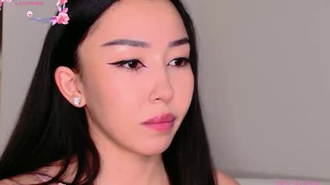 Snapshot of saranmia chatting on 11-06-25, 08:48 Mia online show from 11-06-25, 08:48