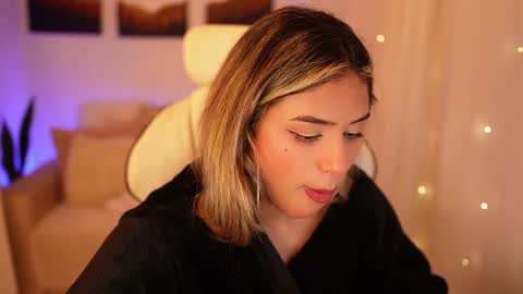 Sara online show from 12-28-24, 01:18