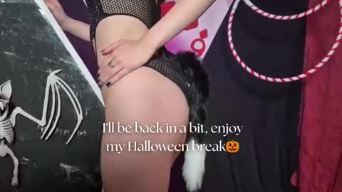   online show from 10-14-25, 11:44