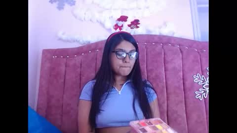 sarastonesx online show from 12-31-24, 07:20