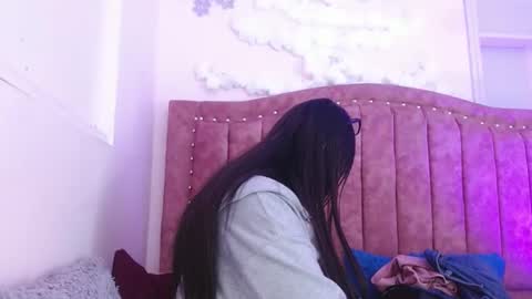 sarastonesx online show from 01-10-25, 09:44