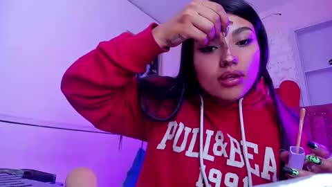 sarastonesx online show from 10-11-25, 04:44