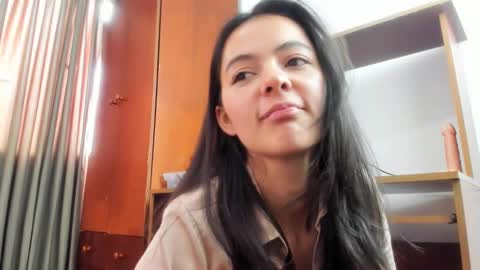 Snapshot of sarasweet_4 chatting on 03-12-25, 05:49 Sara online show from 03-12-25, 05:49