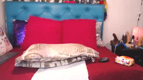 Sara Wills online show from 03-23-26, 02:21