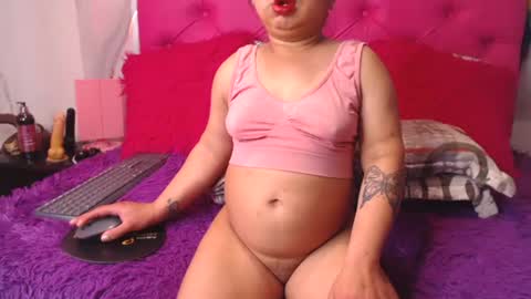 Sara Wills online show from 07-23-26, 02:26