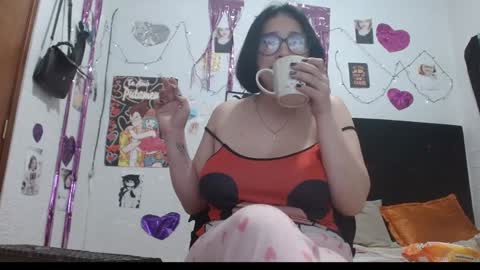 Sara Jimenez online show from 12-31-24, 03:12