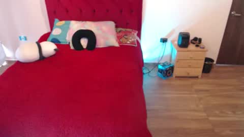 Snapshot of saray_honey1 chatting on 02-11-26, 07:52 saray online show from 02-11-26, 07:52