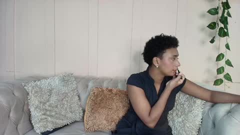 Snapshot of saray_mardez chatting on 01-22-25, 12:27 Saray Mardez online show from 01-22-25, 12:27