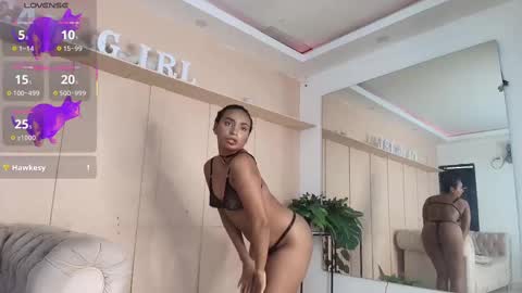 Snapshot of saray_mardez chatting on 02-24-25, 07:09 Saray Mardez online show from 02-24-25, 07:09
