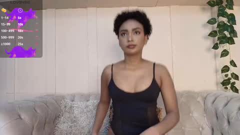 Snapshot of saray_mardez chatting on 02-27-25, 12:23 Saray Mardez online show from 02-27-25, 12:23