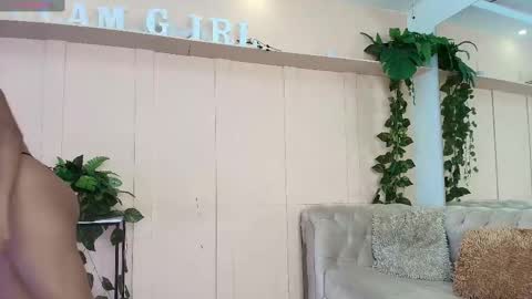 Snapshot of saray_mardez chatting on 03-07-25, 12:23 Saray Mardez online show from 03-07-25, 12:23