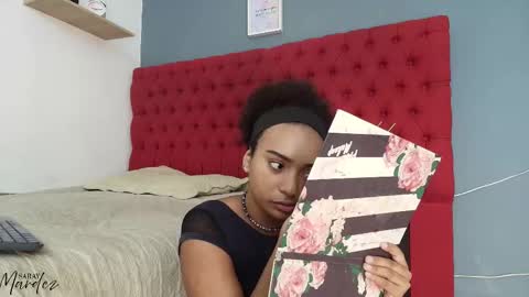 Snapshot of saray_mardez chatting on 09-18-25, 12:07 Saray Mardez online show from 09-18-25, 12:07