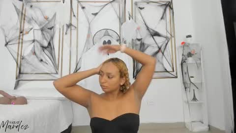 Snapshot of saray_mardez chatting on 10-17-25, 12:08 Saray Mardez online show from 10-17-25, 12:08