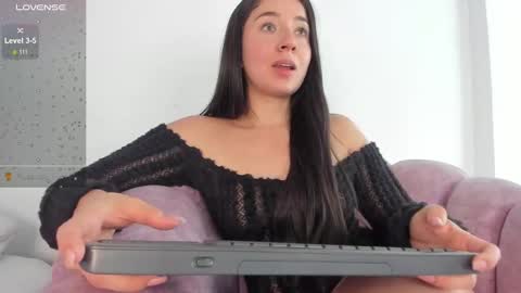 Snapshot of saraymartinez chatting on 10-29-25, 04:09 ailyn saray online show from 10-29-25, 04:09