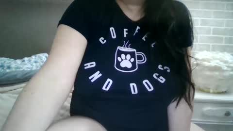 Snapshot of saretta46 chatting on 02-13-25, 06:05 Sara online show from 02-13-25, 06:05