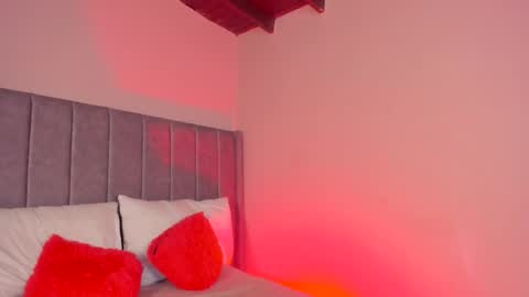 Sara Garcia online show from 12-02-25, 05:02