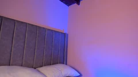 Sara Garcia online show from 07-12-26, 03:52