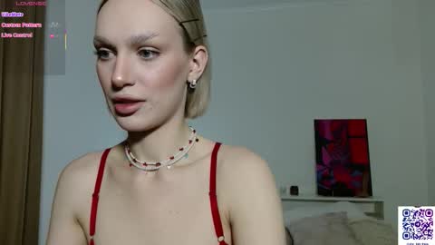 Your Selena 3 online show from 02-08-26, 03:10